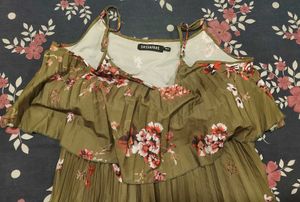 Green Floral Off-Shoulder Pleated Dress