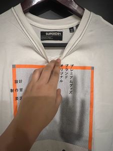 Superdry Graphic Tee - Size M