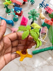 sale price /Miniature Toy Playset