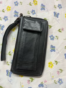 Stylish Bifold Leather Wallet
