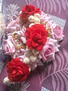 Floral Hair Accessory