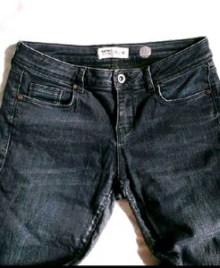 Dark blue Jeans