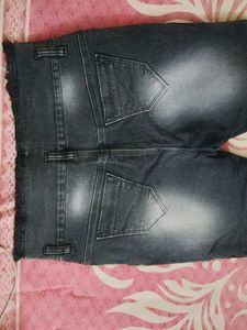 88.Stylish Washed Ripped Jeans