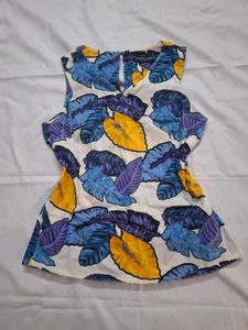 Tropical Leaf Print Sleeveless Top