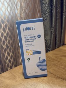 Plum Rice Water & Niacinamide Sunscreen