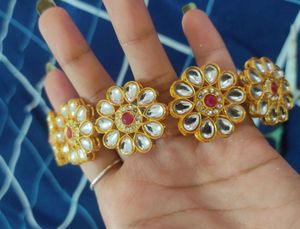 Elegant Floral Kundan hairband