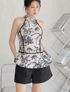 Stylish Halter Neck Peplum Top