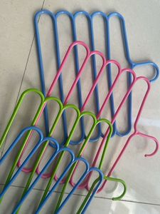Set of 4- Colorful Plastic Hangers