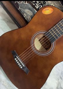 Acoustic Guitar - Perfect for Beginners