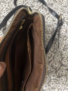Coach Signature Crossbody Bag(first master copy)