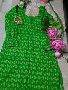 Green 💚 printed Kurtis For Women