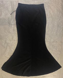 Saree Black Contours