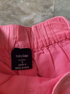 Cute Gap  Pink Embroidered Shorts