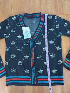 Crown Print V-Neck Cardigan