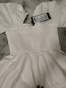 Chic White Puff Sleeve Dress
