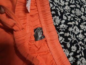 High quality Orange Cropped Pants