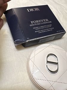 Dior Compact luminizer