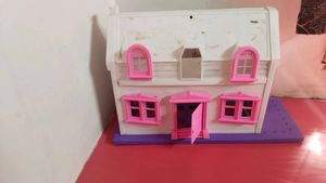 I Am Selling Toy House