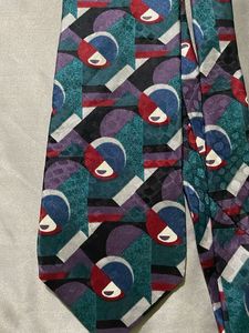 Vibrant Geometric Patterned Tie