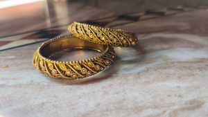 Exquisite Traditional Gold Bangles (2.6)