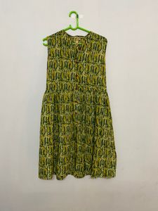 Anouk Kurta- Front Button, No Side Slit