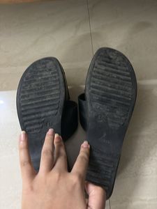 Stylish Black Inblu Slides