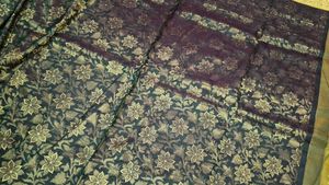 Elegant Silk Saree with Floral Motif