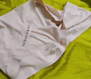 Laura panty