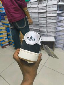 Campus Black &amp; White Sneakers