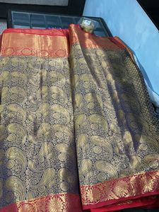Elegant Black &amp; Gold Saree