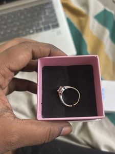 Sparkling Halo Ring