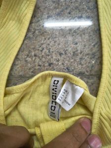 H&amp;M Yellow Ribbed Button-Up Tank Top