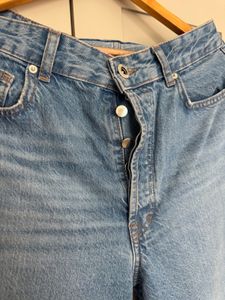 ZARA Buttoned High Rise Ripped Denim - 32