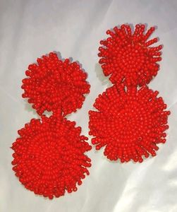 Red Earing 2 Studs