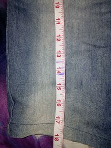 Stylish Denim Shorts for unisex