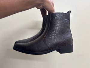 Brown Croc embossed Chelsea Cuban Heel