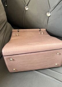CHARLES &amp; KEITH Stylish Croc-Embossed Handbag