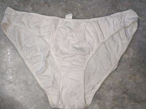 Comfortable White Cotton Briefs