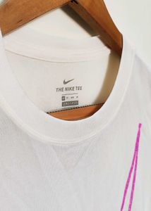 Nike Swoosh Tee - Gradient Design