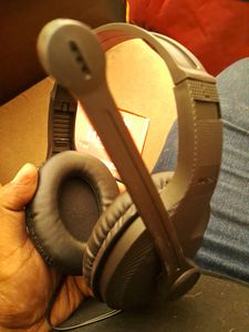 INTEX HEDPHONE ALL ROUNDER.
