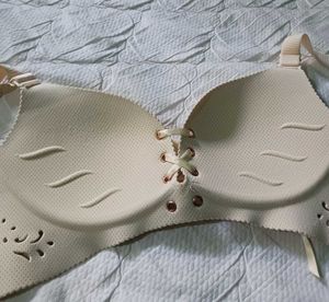 Premium Lace-Up Front Bra