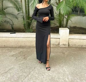 Bodycon Black Dress With Slit