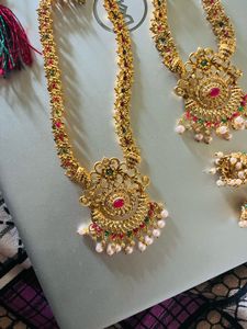 Traditional Indian Necklace Set