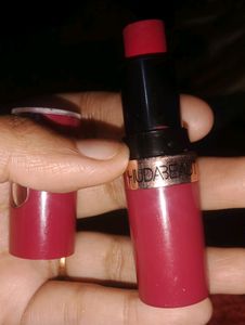 HUDA BEAUTY LIPSTICK 💄
