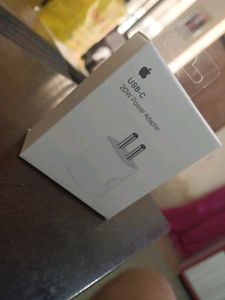 Iphone 20 Walt Adapter 1yr Garranty.