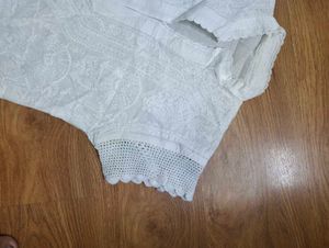 Elegant White Chikankari Kurta