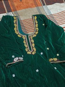 Elegant Velvet Kurta Set with Pants
