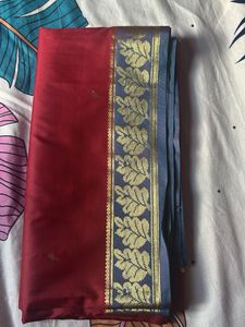 Elegant Maroon Saree with Golden Border