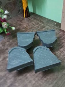 Unique Tiered Black Vase of 4