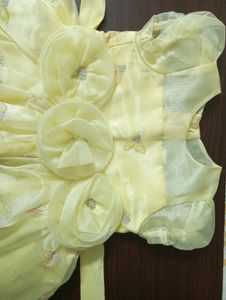 Beautiful And Very Cute Looking Frock For BabyGirl